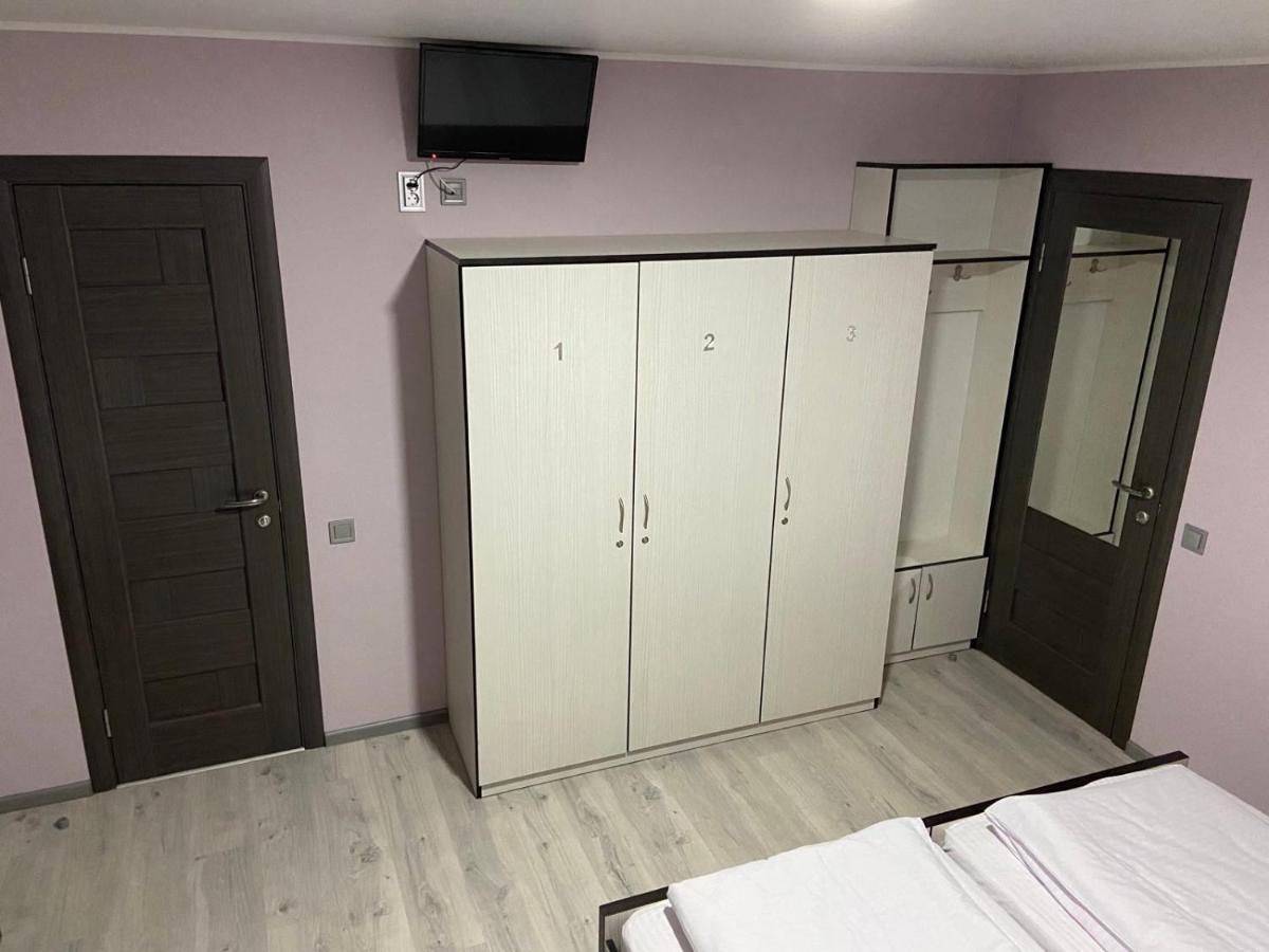 Guest House Max Khmelʼnytsʼkyy Kültér fotó